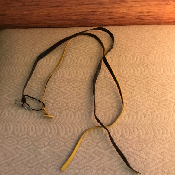 Bundle of Small size Belts - Picture 2 of 2